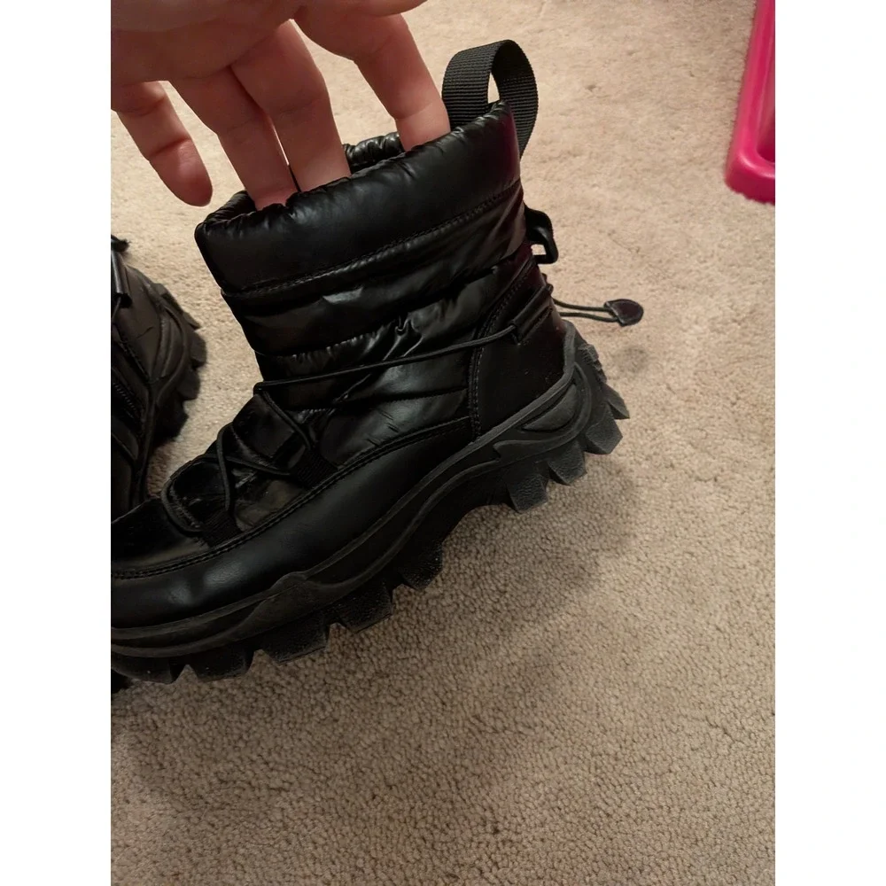 Dream Pairs Kids‎ Black Puffer Snow Boots Lined Lug Sole KSB218 Size 1 US